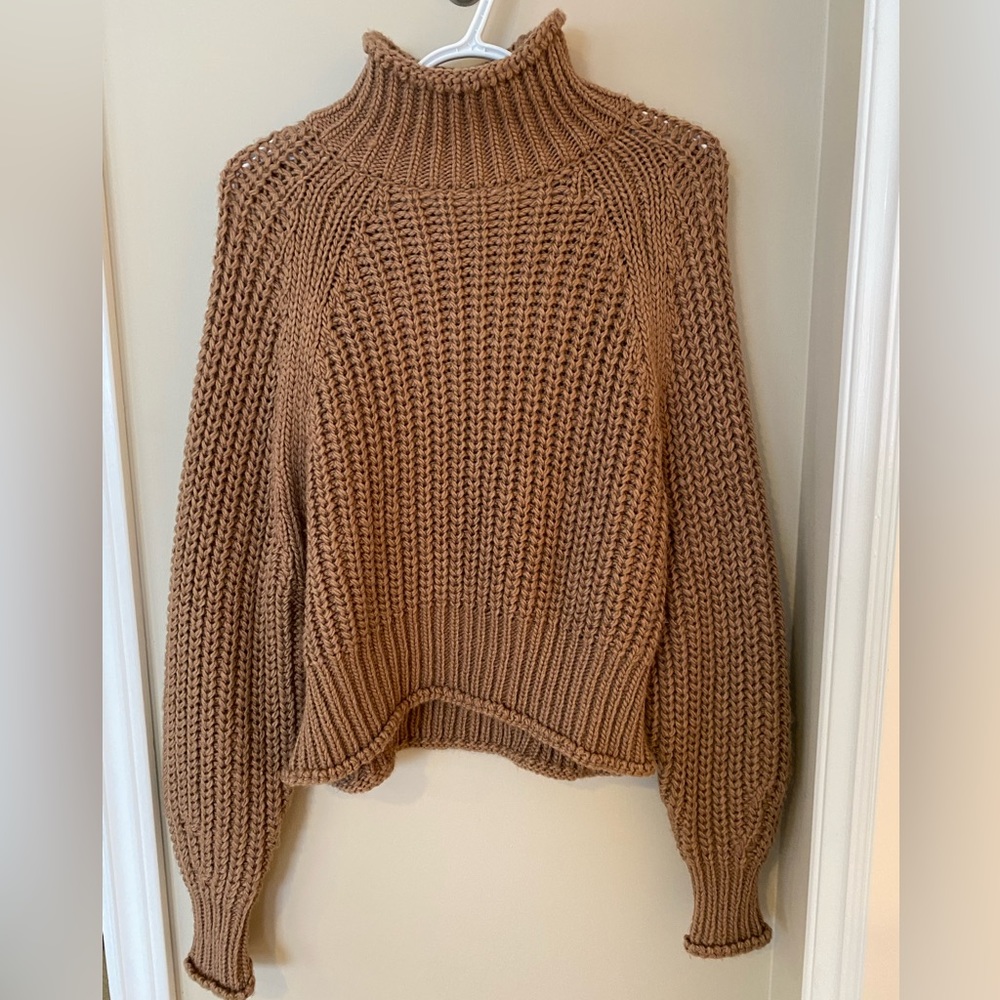 Cropped Mock neck knit sweater. Balloon sleeved, cinched waist line